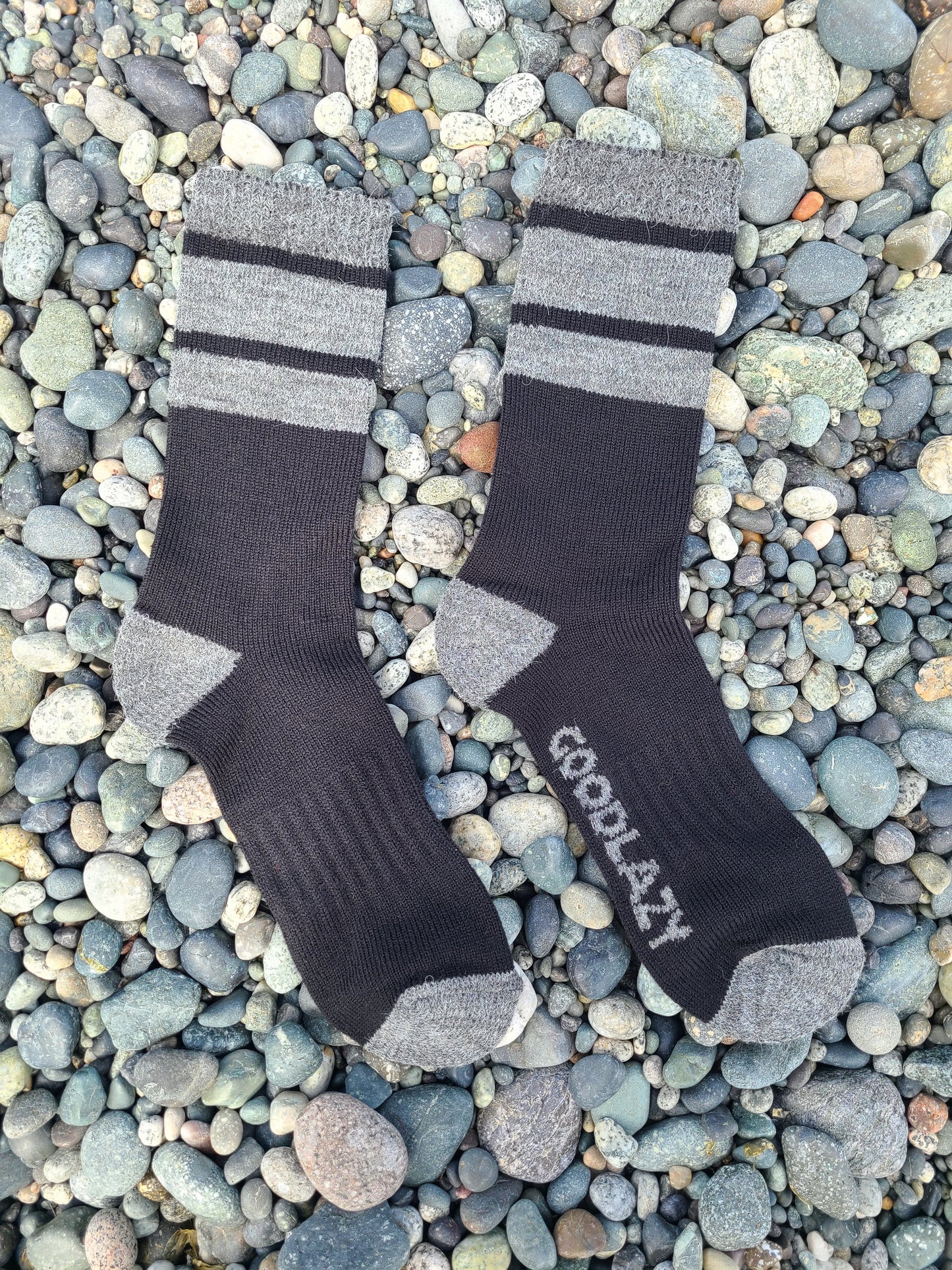 Merino Wool Mid Crew Socks | Black + Grey