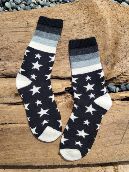 Thick Ankle Socks | Black + White Stars