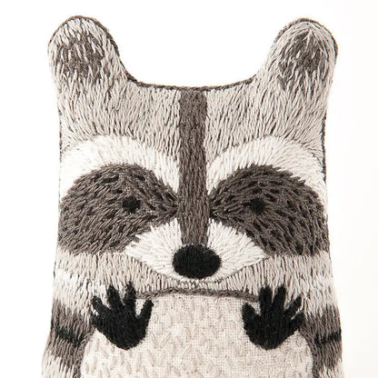 Embroidery Kit | Raccoon