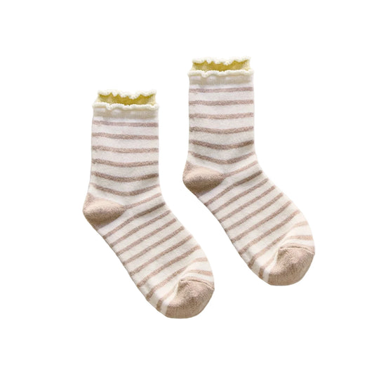 Cotton Ruffle Trim Socks | Brown